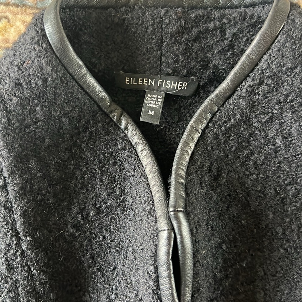 Eileen Fisher black wool boucle jacketed with leather trim - Picture 6 of 7